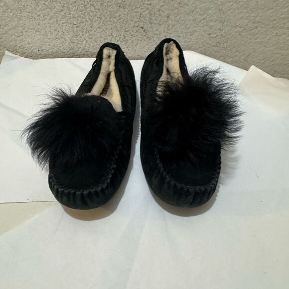 UGG Dakota Moccasin Pom Pom Slippers - Picture 1 of 8